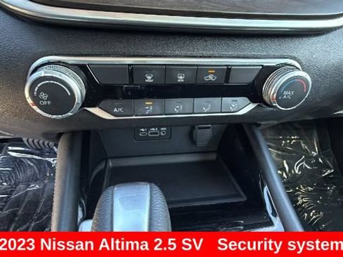 Certified 2023 Nissan Altima 2.5 SV FWD image 14