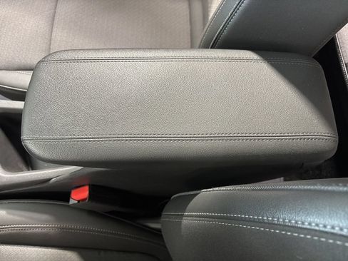 Used 2023 Buick Encore GX Preferred w/ Cold Weather Comfort Package FWD image 23