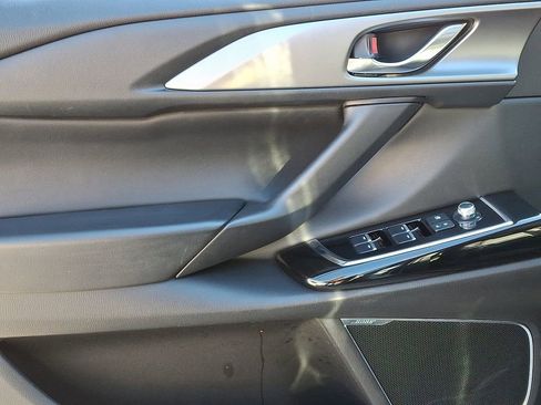 Used 2022 MAZDA CX-9 Touring Plus image 14