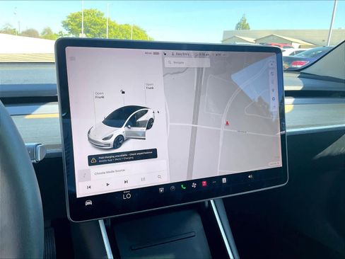 Used 2020 Tesla Model 3 Long Range image 20