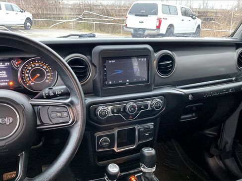 Used 2021 Jeep Wrangler Unlimited Sport image 6