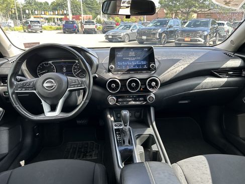 Used 2024 Nissan Sentra SV w/ All-Weather Package FWD image 18