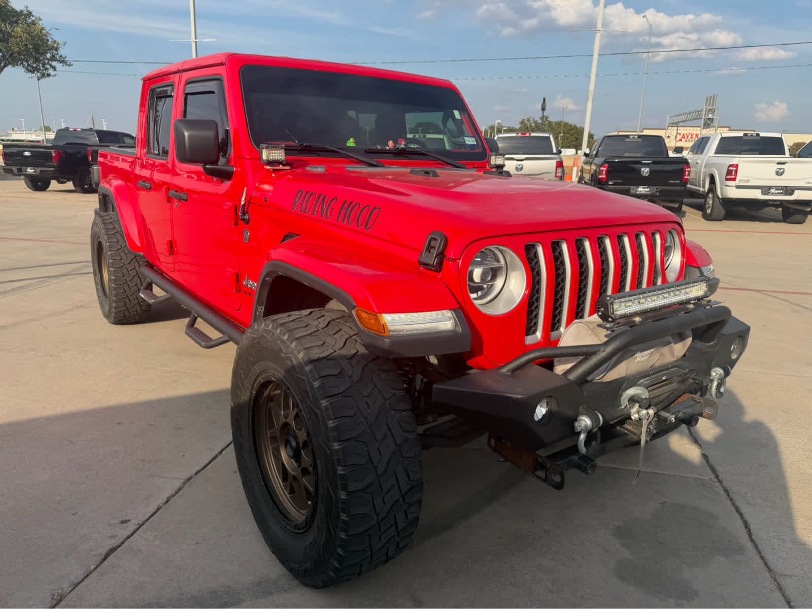 Used 2020 Jeep Gladiator Overland w/ LED Lighting Group AWD/4WD image 4