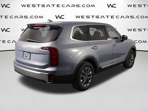 Certified 2024 Kia Telluride LX FWD image 48