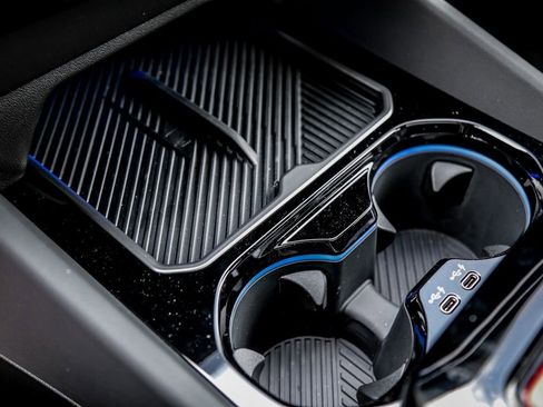 New 2026 BMW M5 Touring image 23