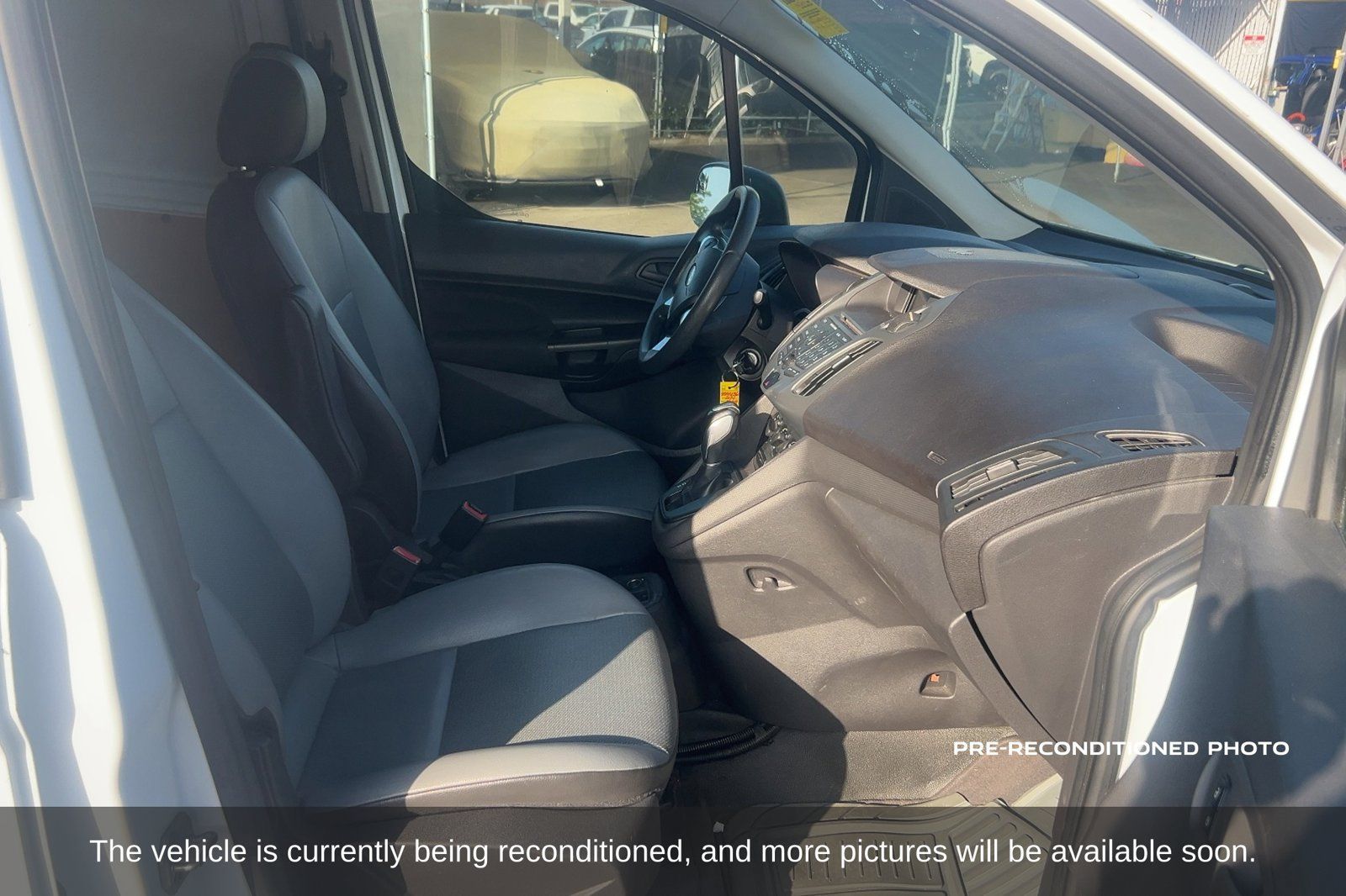 Used 2014 Ford Transit Connect XL FWD image 15