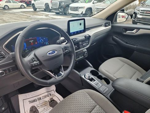 Used 2020 Ford Escape SE Sport image 25