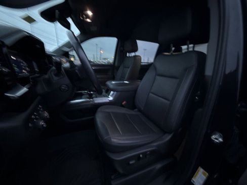 Used 2022 Chevrolet Silverado 1500 LTZ w/ LTZ Premium Package image 13