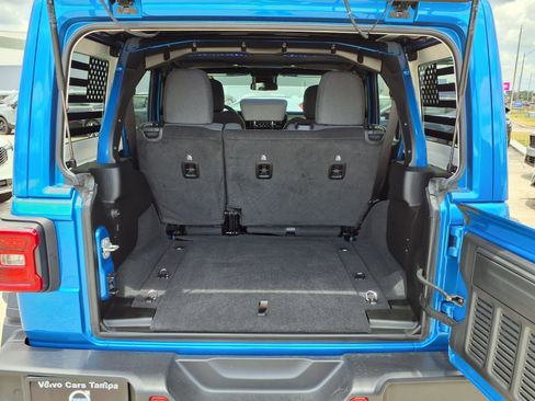Used 2024 Jeep Wrangler Unlimited Sport AWD/4WD image 19
