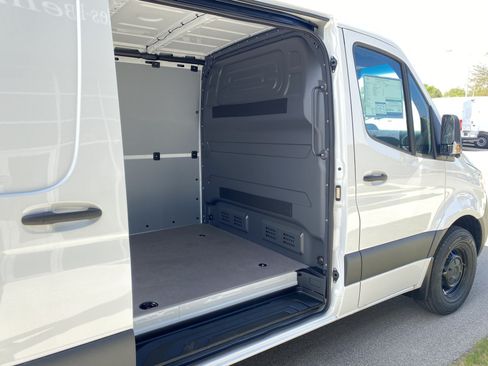 New 2026 Mercedes-Benz Sprinter 2500 image 6
