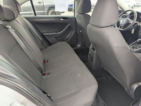 Used 2016 Volkswagen Jetta S FWD image 29