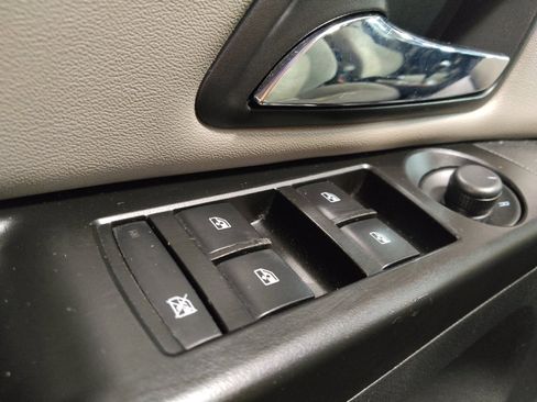 Used 2014 Chevrolet Cruze LT FWD image 27