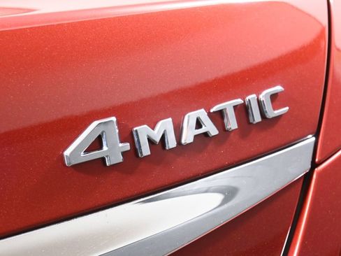 Used 2018 Mercedes-Benz E 400 4MATIC Sedan image 38