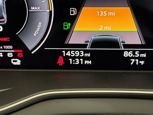 Used 2023 Audi Q5 e Premium Plus w/ Premium Plus Package image 23