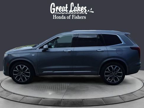 Used 2020 Cadillac XT6 Premium Luxury FWD image 2