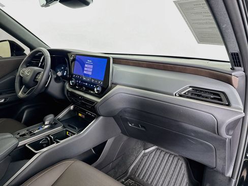 Certified 2025 Lexus TX 350 FWD w/ Technology Package image 27