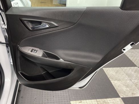Used 2023 Chevrolet Malibu LT FWD image 13