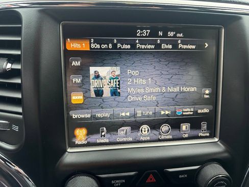Used 2017 Jeep Grand Cherokee Altitude AWD/4WD image 16
