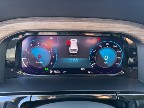 New 2026 Volkswagen Atlas SEL Premium R-Line image 11