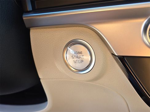 New 2025 Kia Telluride EX image 30