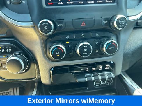 Used 2020 RAM 1500 Big Horn AWD/4WD image 17