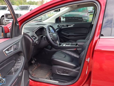 Used 2024 Ford Edge Titanium AWD/4WD image 25