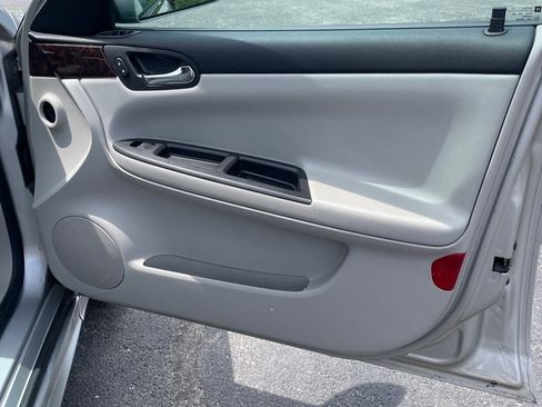 Used 2013 Chevrolet Impala LS FWD image 21