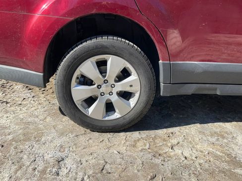 Used 2011 Subaru Outback 2.5i Premium w/ All-Weather Pkg image 31