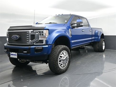 Used 2022 Ford F450 Limited image 4