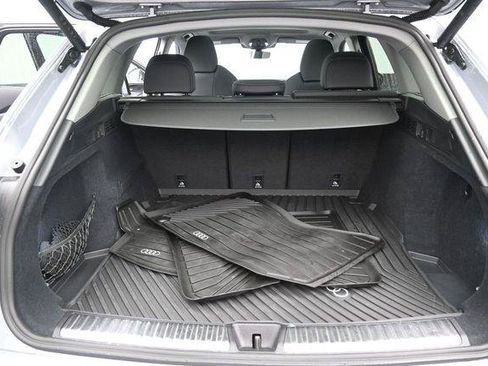 Used 2025 Audi Q5 Premium Plus AWD/4WD image 32