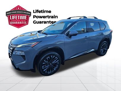 Used 2024 Nissan Rogue Platinum w/ Platinum Premium Package