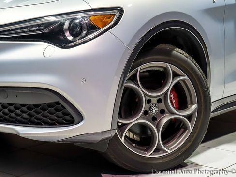 Used 2022 Alfa Romeo Stelvio Ti w/ Active Assist Plus Package image 5