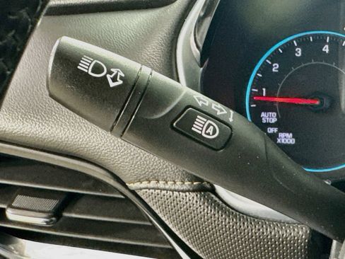 Used 2020 Chevrolet Traverse Premier w/ Redline Edition FWD image 13