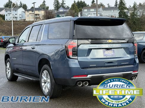 New 2026 Chevrolet Suburban Premier image 3