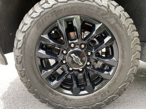 Used 2025 Chevrolet Silverado 2500 LTZ w/ Trail Boss Package AWD/4WD image 49