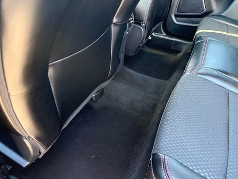 Used 2025 Ford Escape ST-Line image 29