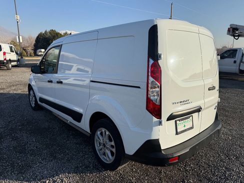 Used 2021 Ford Transit Connect XLT image 5
