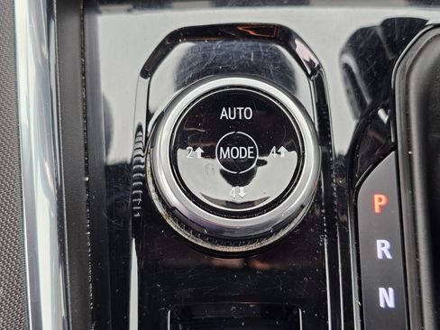 Used 2023 GMC Canyon AT4 w/ AT4 Premium Package image 27