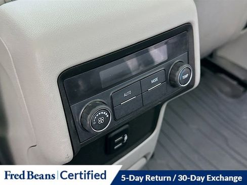Used 2017 GMC Acadia SLE w/ Driver Alert Package I FWD image 27