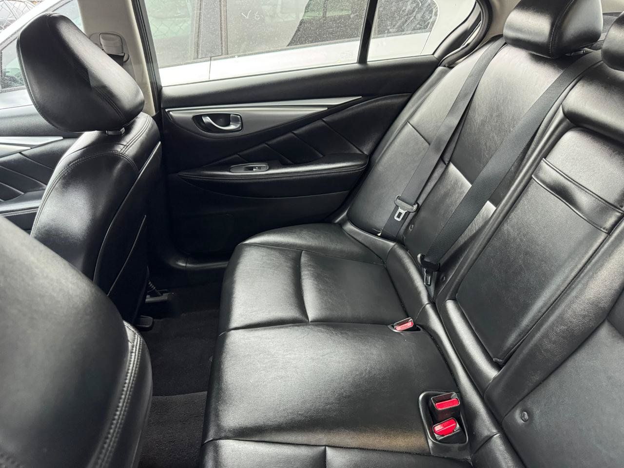 Used 2019 INFINITI Q50 Luxe AWD/4WD image 4