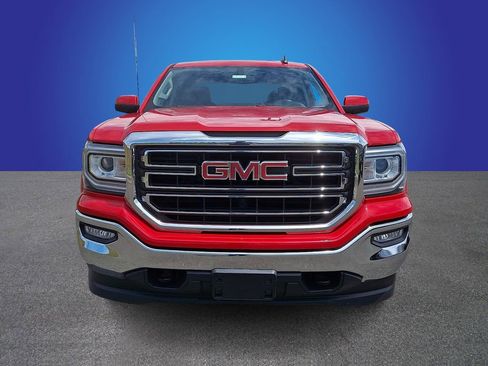 Used 2018 GMC Sierra 1500 SLE w/ SLE Value Package AWD/4WD image 2