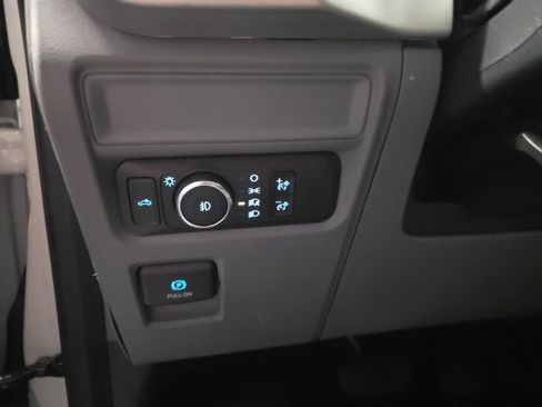 Used 2021 Ford F150 XLT w/ Trailer Tow Package image 14