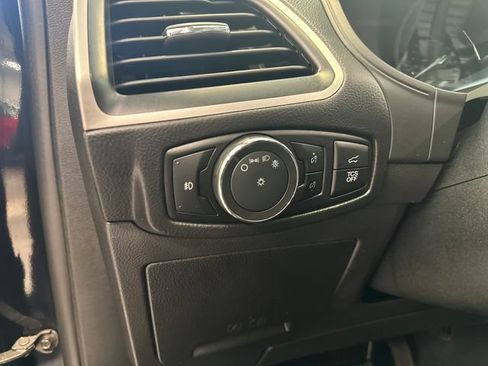 Used 2024 Ford Edge SEL w/ Convenience Package AWD/4WD image 22