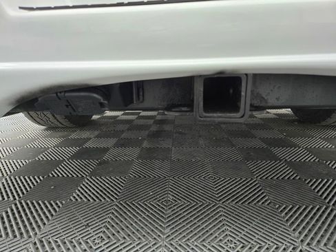 Used 2020 GMC Savana 2500 image 5