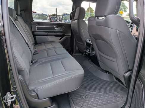 Used 2025 RAM 1500 Big Horn AWD/4WD image 18