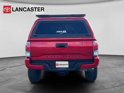 Certified 2020 Toyota Tacoma TRD Off-Road AWD/4WD image 6