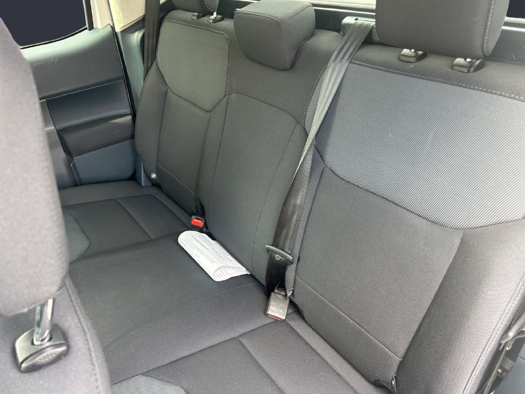 Used 2022 Ford Maverick XL FWD image 13