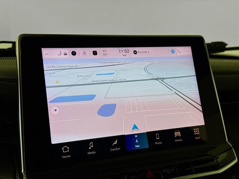 Used 2025 Jeep Compass Trailhawk w/ Trailhawk Elite Group image 14