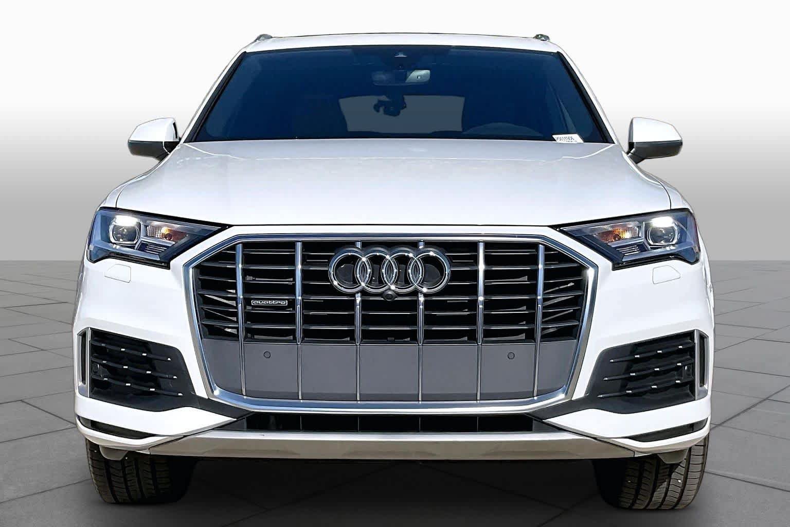 Used 2023 Audi Q7 2.0T Premium w/ Towing Package AWD/4WD image 4