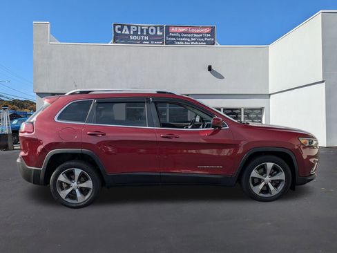 Used 2020 Jeep Cherokee Limited image 2